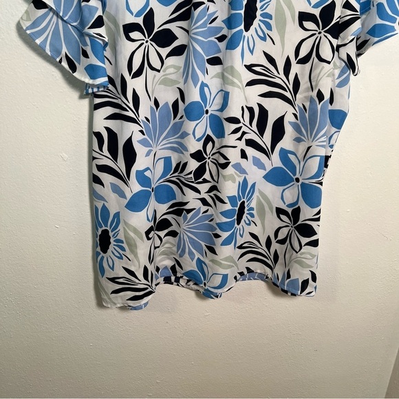 Liz Claiborne Blouse White Blue Black Floral - Picture 8 of 9